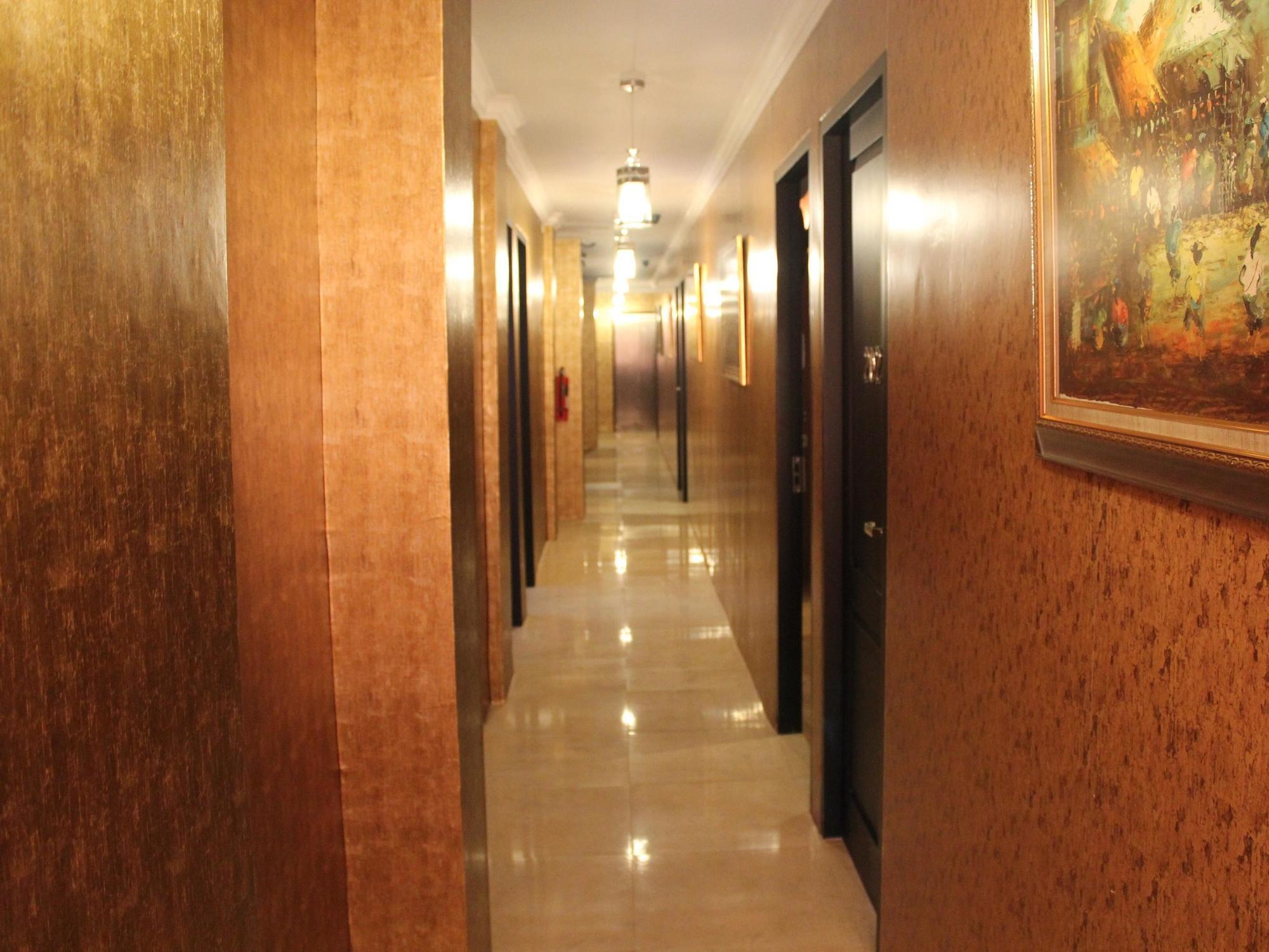 Twins Hotel Джакарта Экстерьер фото